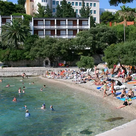 With A Parking Space Hvar - 8810 هفار